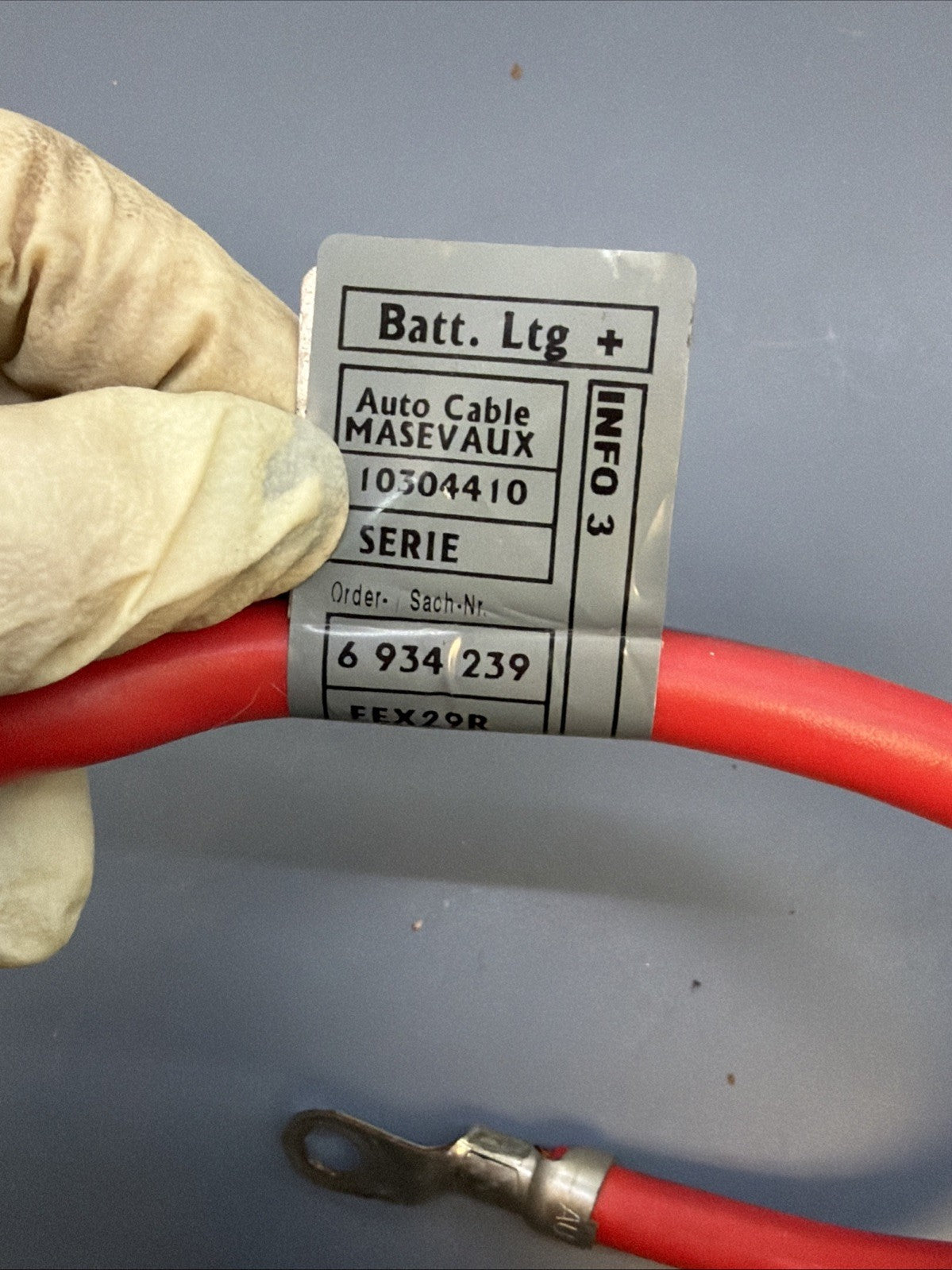 2003-2005 BMW Z4 - Positive (+) Battery Cable 6934239