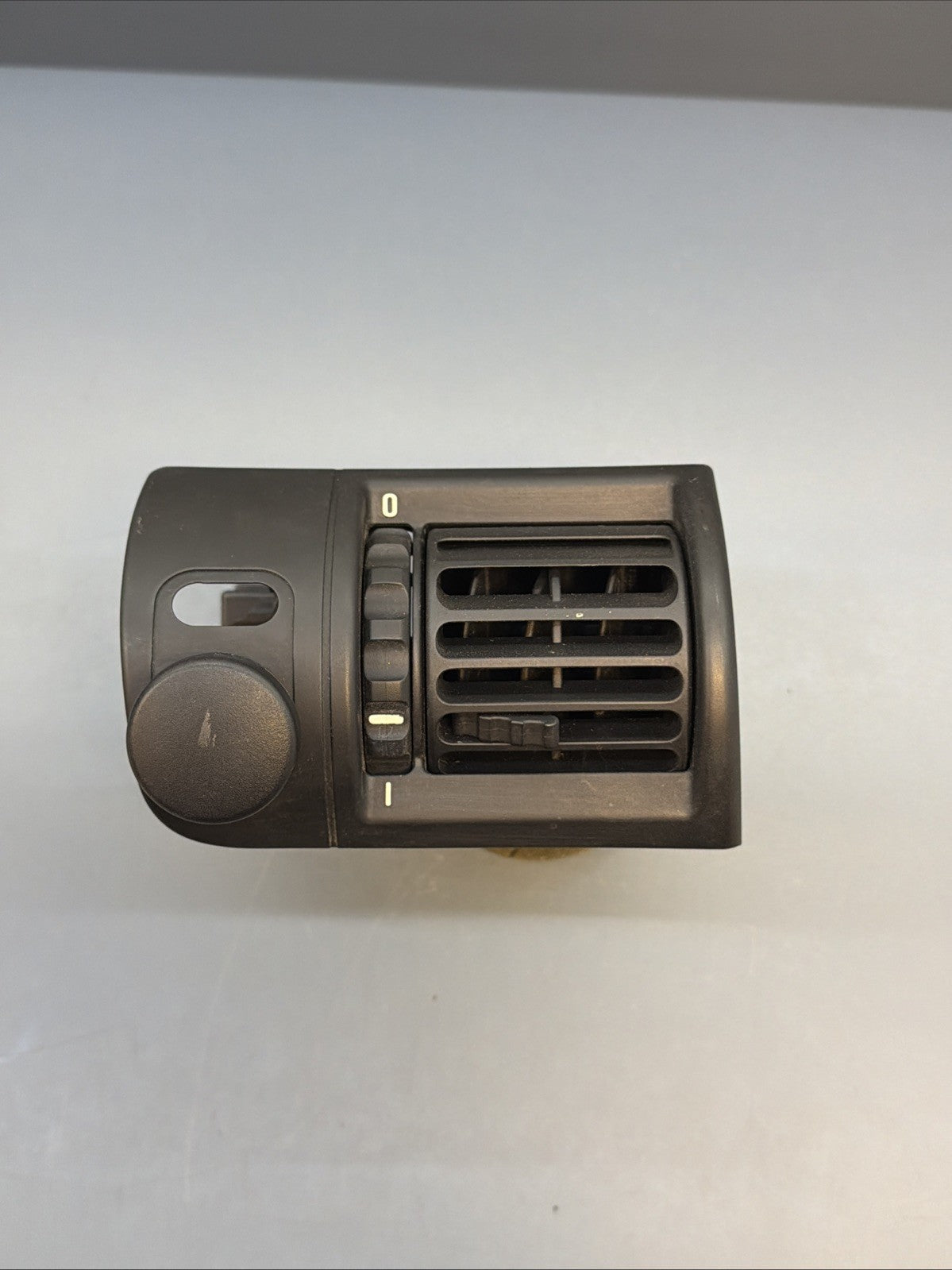 OEM 1996-2002 BMW Z3 E36 Roadster Dash Air Vent Duct Black Left Driver 8397715
