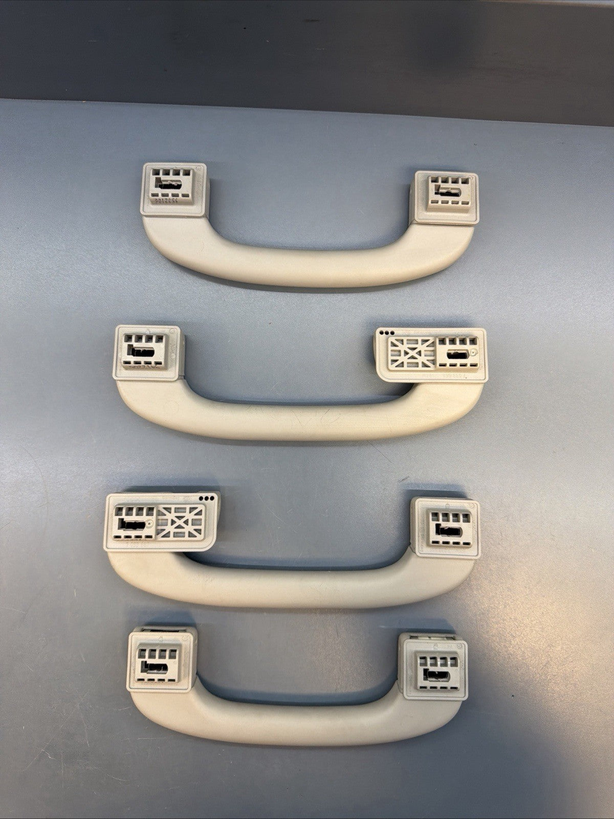 06-11 BMW E90 328I 335I INTERIOR ROOF GRAB HANDLE 7033659 OEM SET OF 4