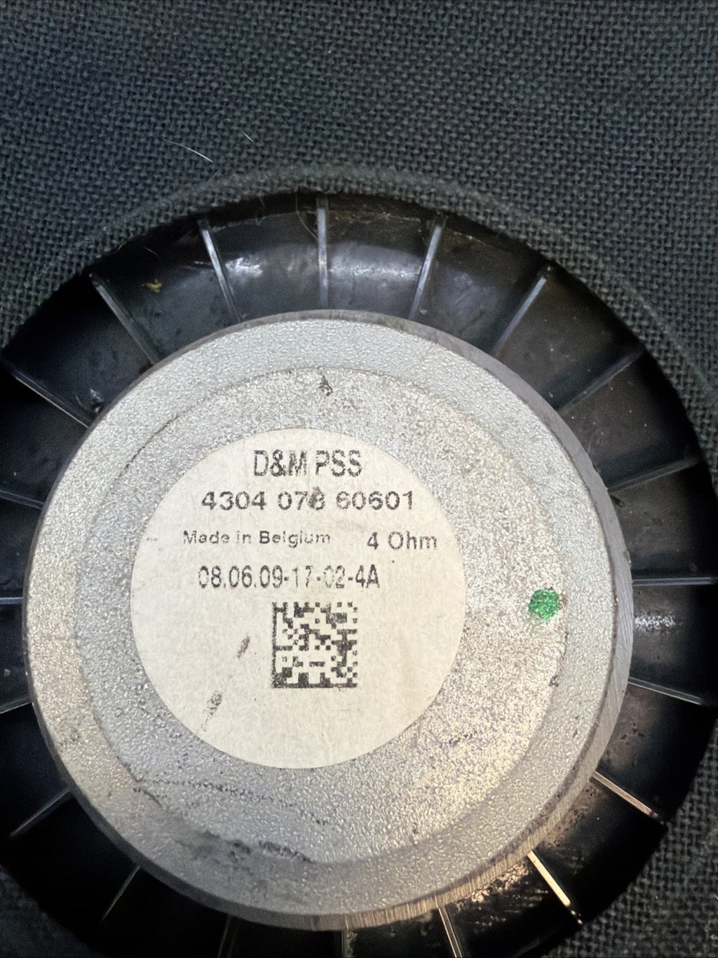 07-13 BMW E70 X5 Floor Subwoofer Audio Sound Speaker PAIR 430407860601 OEM