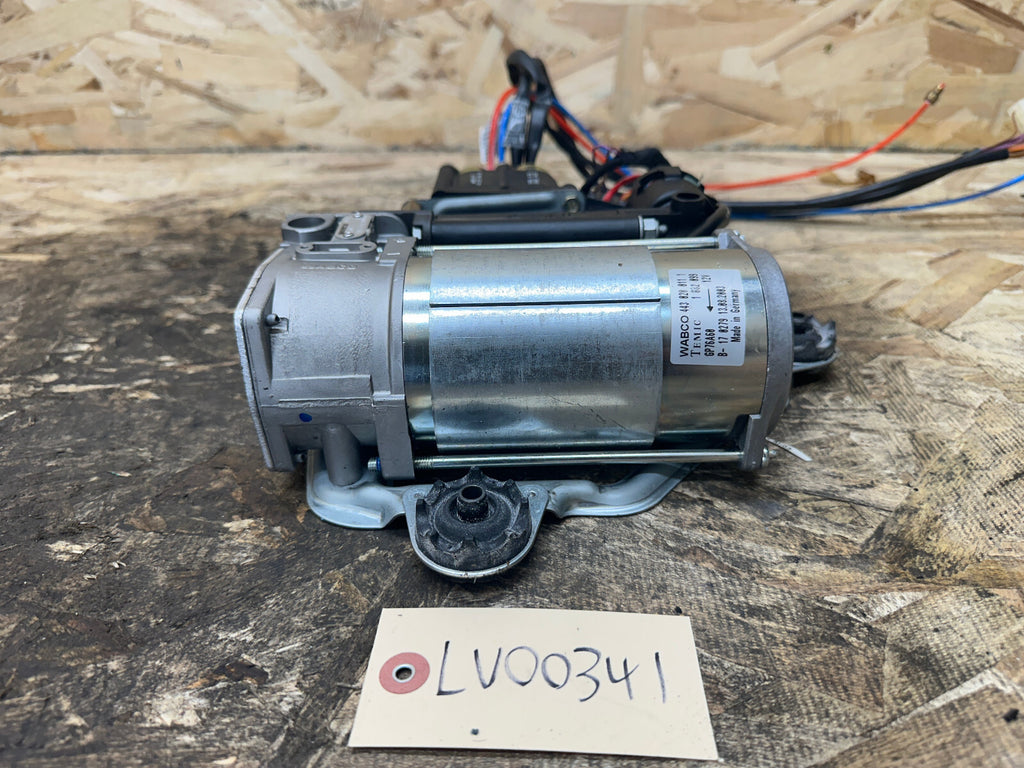 BMW 99-06 E53 X5 AIR SUSPENSION PUMP COMPRESSOR + CONTROL UNIT OEM 1082099