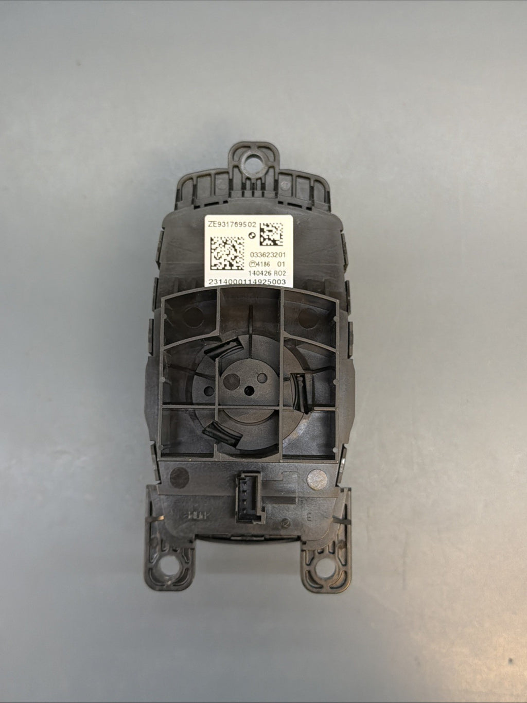 2012-2016 BMW 320i 328i 335i F30 Base iDrive Media Screen Control Knob 9317695