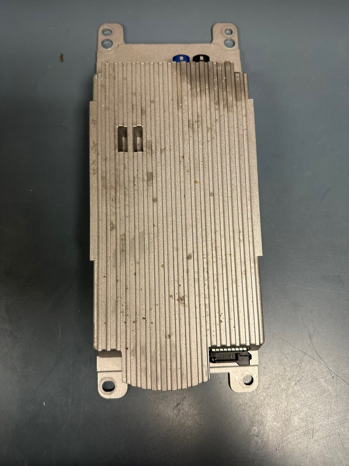 BMW E90 E91 E84 E70 E71 E89 3 X1 X5 X6 Z4 series MEDIA COMBOX TELEMATICS 9248181