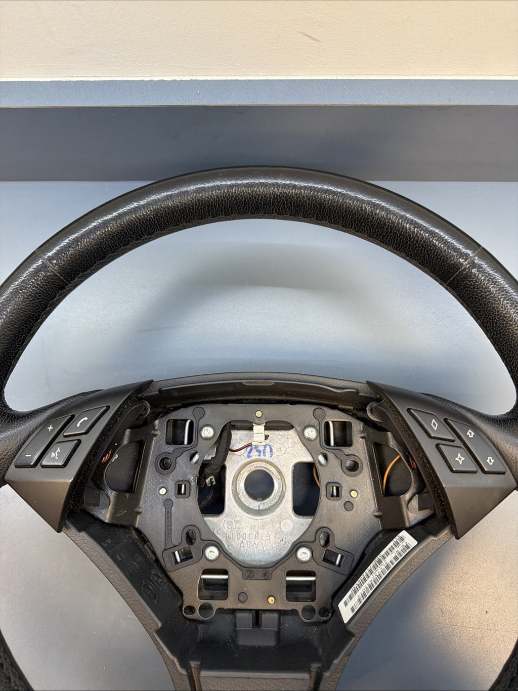 BMW 2004-2010 E60 3 SPOKE BLACK LEATHER STEERING WHEEL OEM 6079000