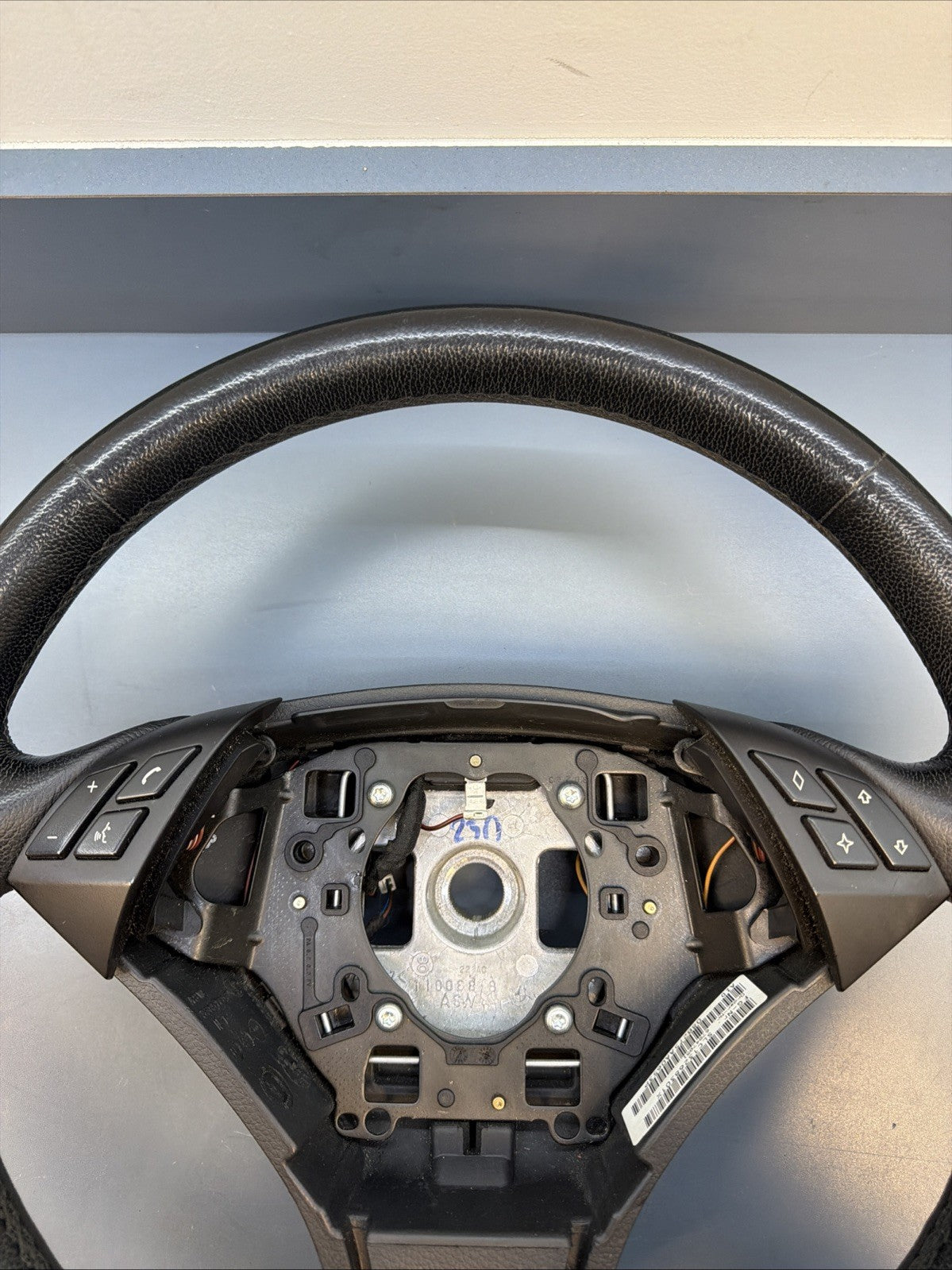 BMW 2004-2010 E60 3 SPOKE BLACK LEATHER STEERING WHEEL OEM 6079000