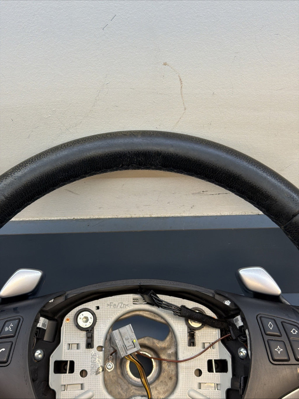 BMW E88 E90 E92 E93 M3 SPORTS STEERING WHEEL WITH PADDLE SHIFTER LEATHER 6774968