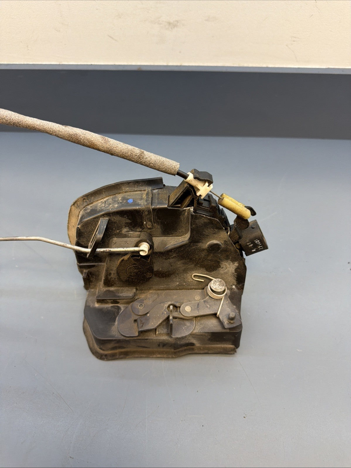 00-06 BMW X5 E53 OEM FRONT RIGHT DOOR LOCK LATCH ACTUATOR 8402540