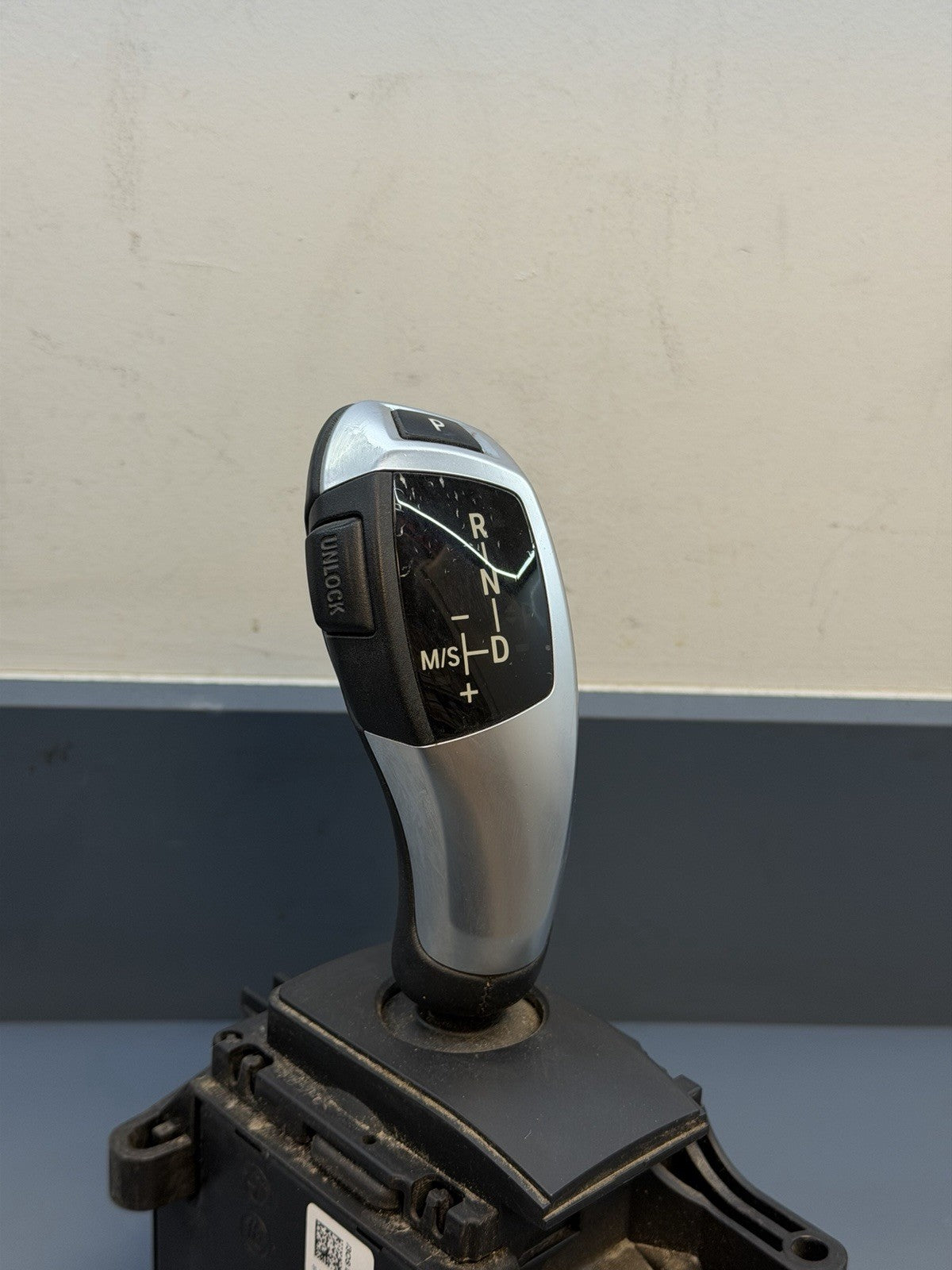 2011 - 2012 BMW X3 F25 TRANSMISSION GEAR SHIFT LEVER KNOB HANDLE OEM 9253077
