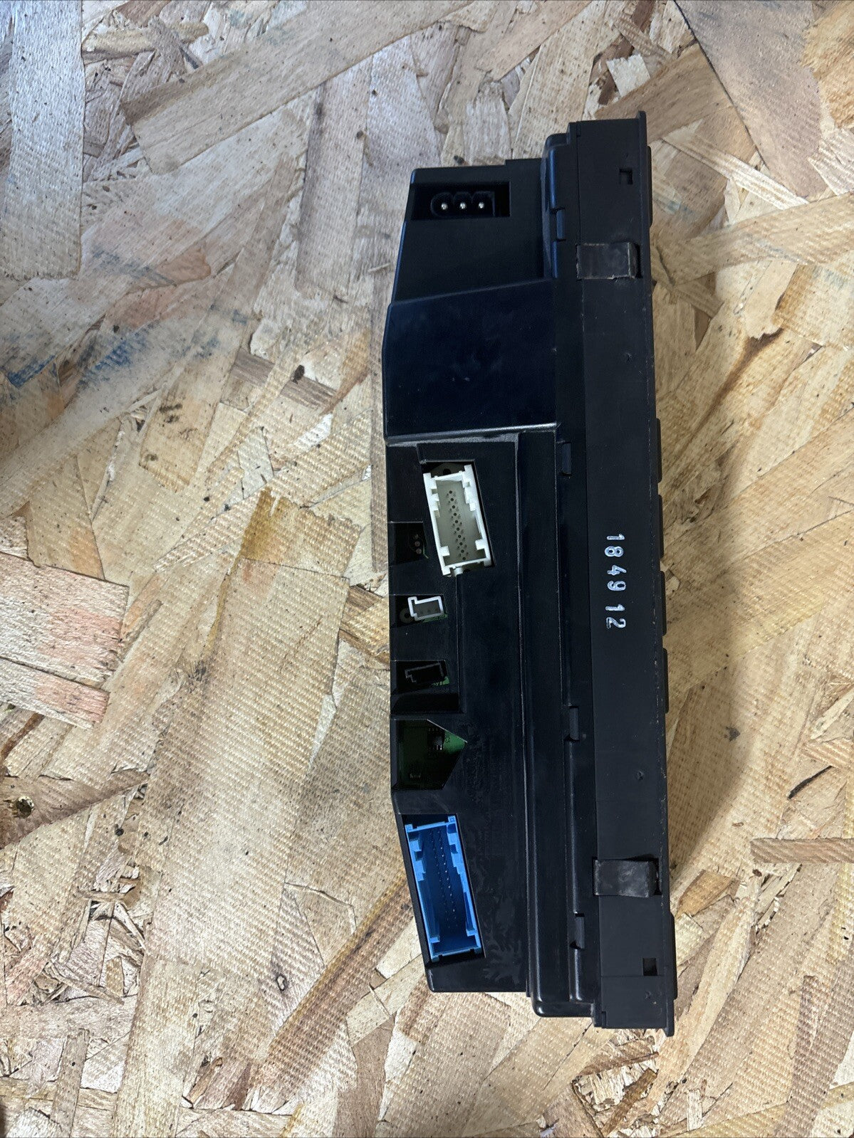6411 8 379 111 BMW OEM A/C TEMP CLIMATE CONTROL PANEL UNIT BMW GENUINE PART