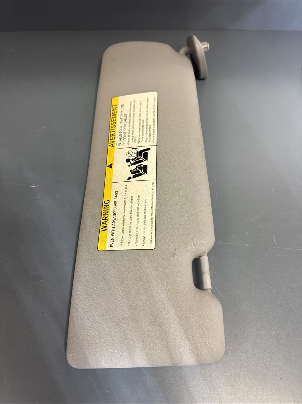 2008 - 2013 BMW E82 128I 135I FRONT SLICKTOP LEFT & RIGHT GRAY SUNVISOR PAIR OEM