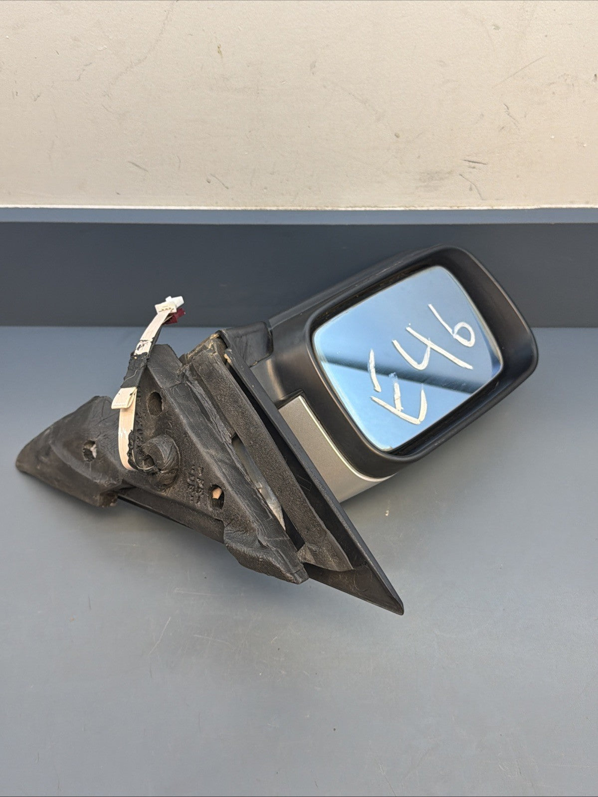 BMW 1997-2002 E46 PRE LCI LEFT/DRIVER SIDE VIEW MIRROR BLACK OEM 0117351