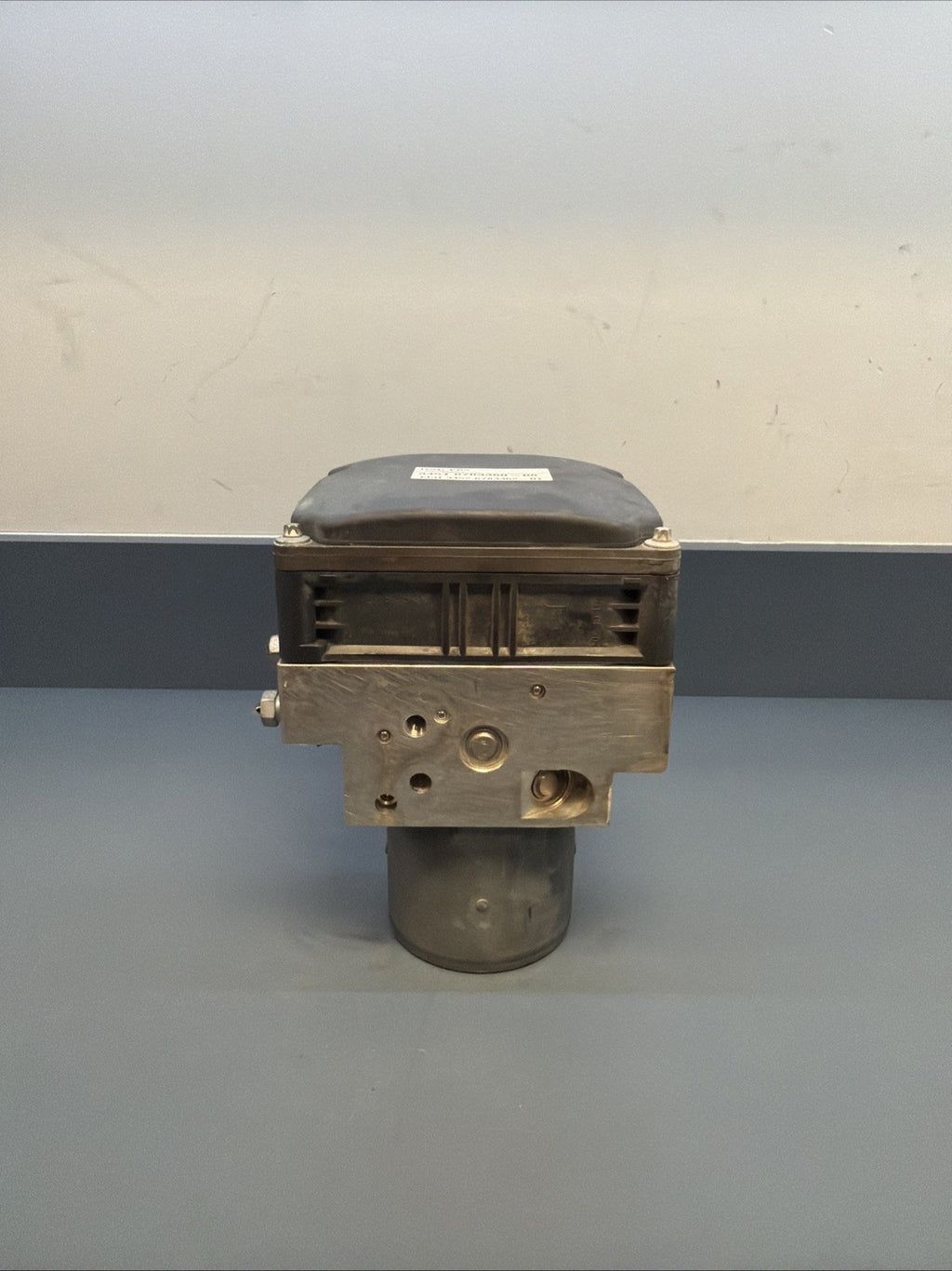 08-10 BMW E60 E63 650i ABS DSC Anti Lock Brake Pump Module 6783360 OEM