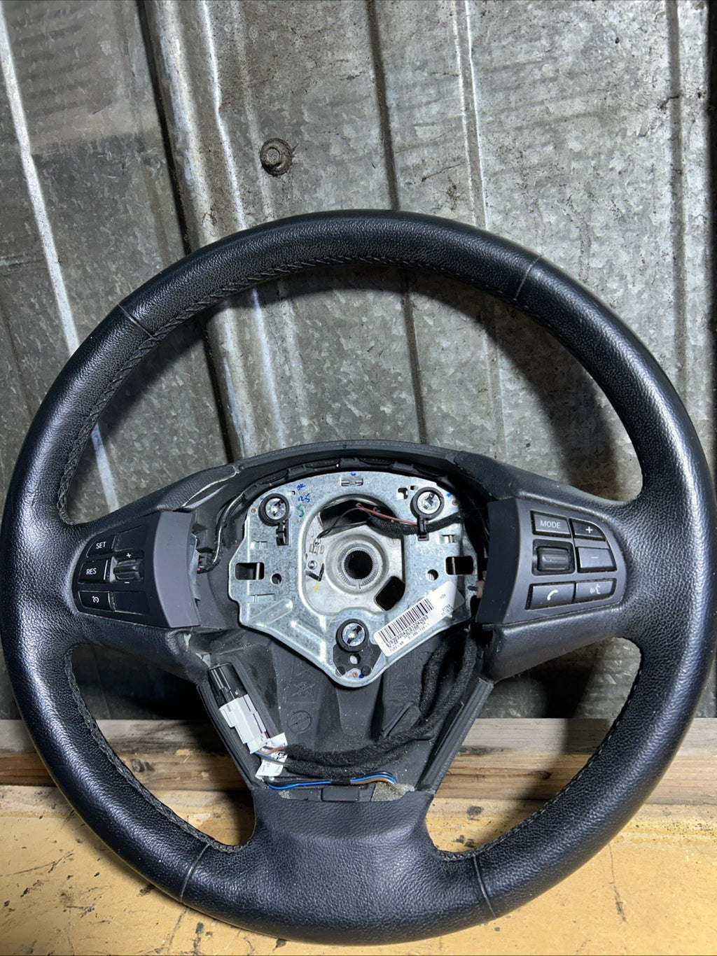 BMW 2011-2017 F25 X3 BLACK LETHER STEERING WHEEL+SWITCHES OEM 2406058