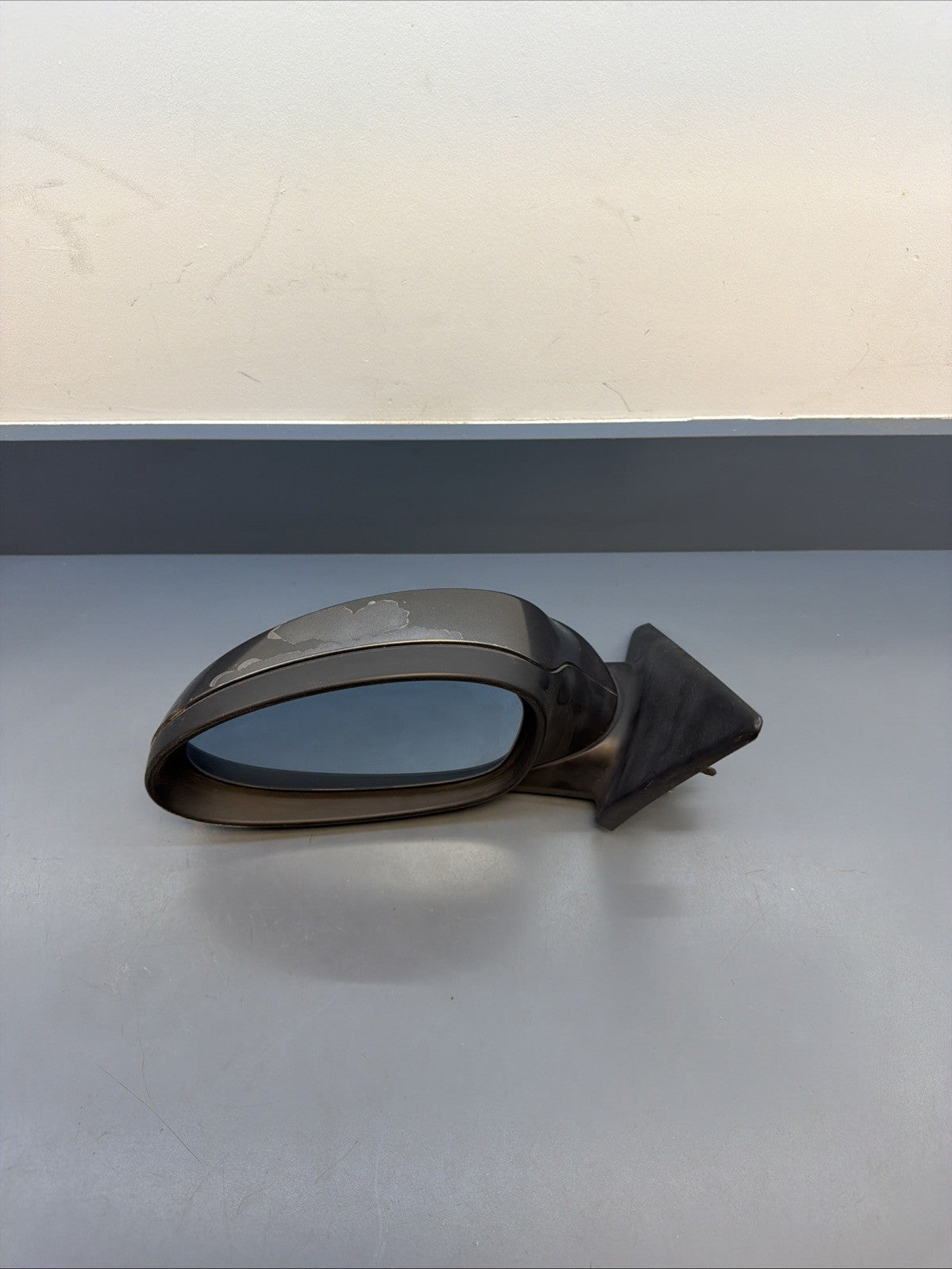 BMW 2006-2009 E90 3 SERIES LEFT DRIVER SIDE POWER MIRROR DARK GRAY OEM 7906930