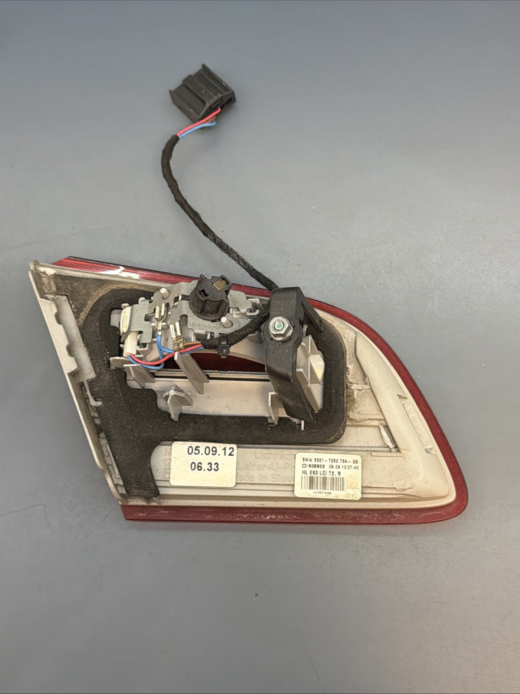 2011-2013 BMW 328i 335i M3 E93 Convertible Right Tail Light 7252784 OEM