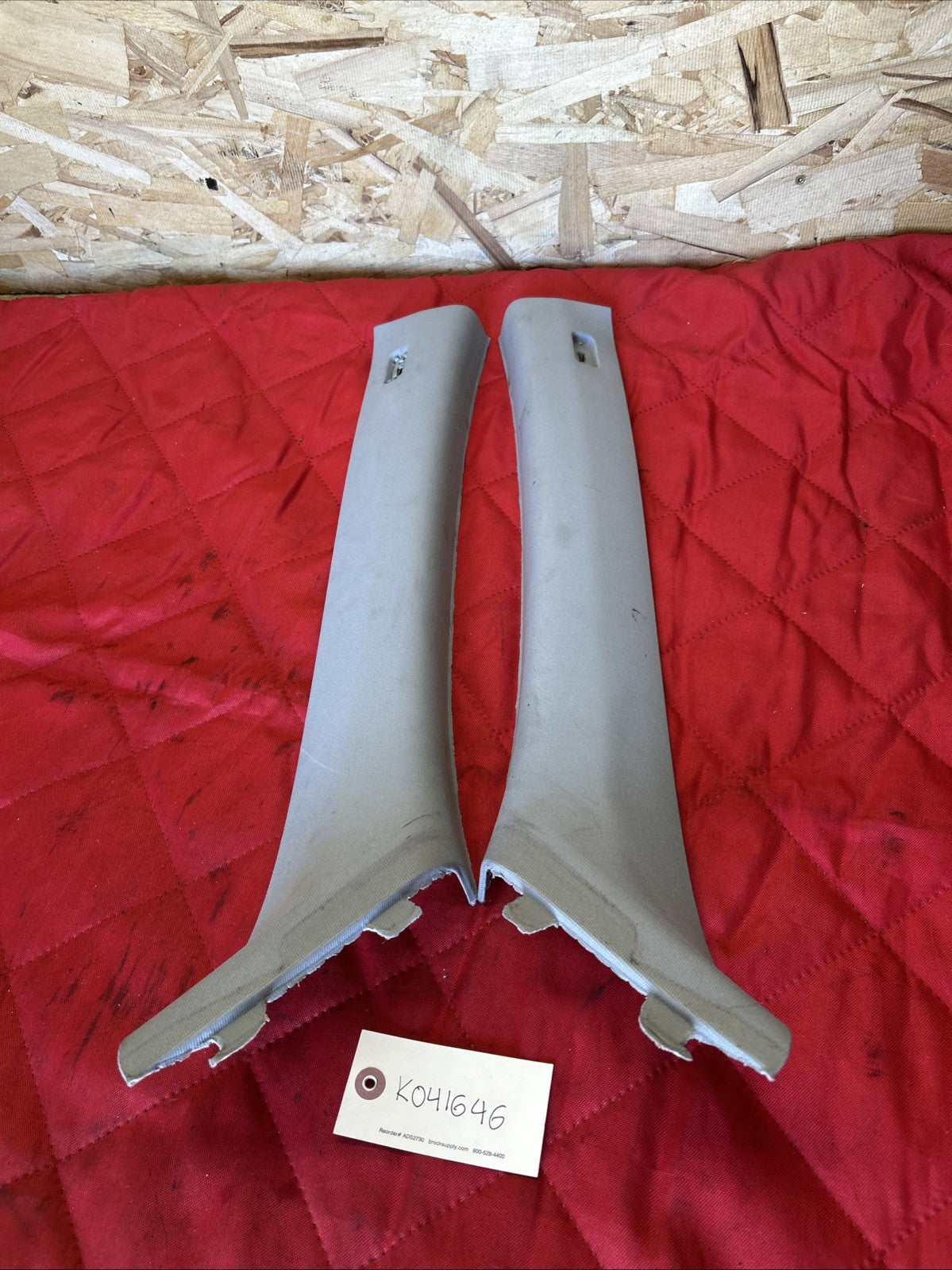 BMW E90 3 Series 4dr Front Left & Right A Pillar Cloth Trim 7058332 7058331 GREY