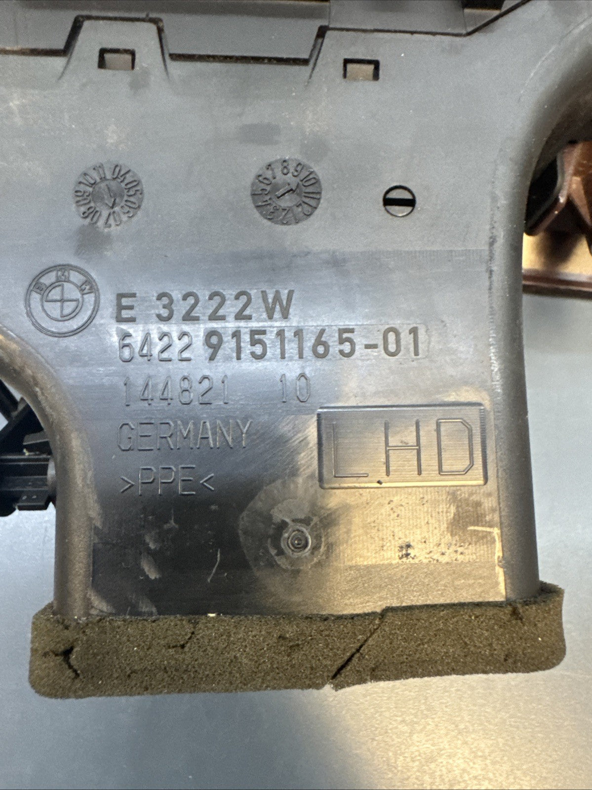 06-13 BMW E90 E93 328i 335d Left Side Dash Air Vent Flow Grill 9130459 OEM Auto