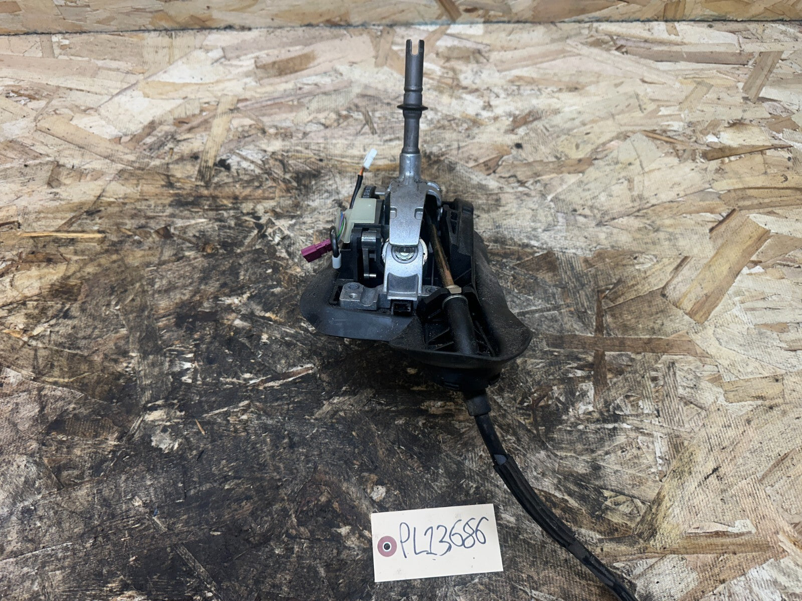 BMW 1999-2006 E46 3 SERIES AUTOMATIC TRANSMISSION SHIFTER W CABLE OEM 7515261