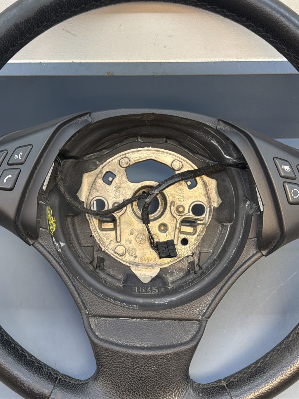 BMW 2006-2012 E90 E9X 3 SERIES BLACK LEATHER STEERING WHEEL OEM 3375E901