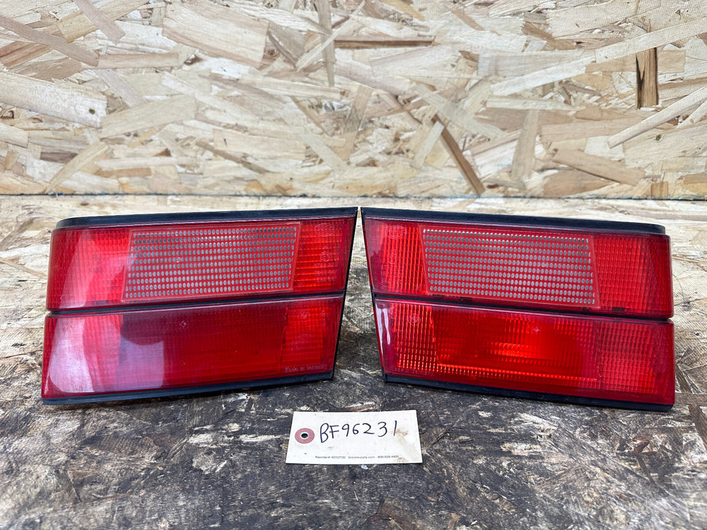 BMW 92-96 E34 5 SERIES SEDAN INNER TAIL LIGHT SET R+L 2PC OEM 1379398+1389015