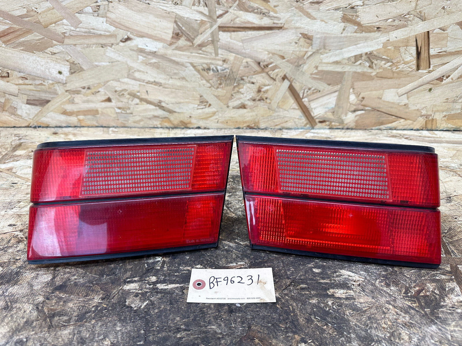 BMW 92-96 E34 5 SERIES SEDAN INNER TAIL LIGHT SET R+L 2PC OEM 1379398+1389015