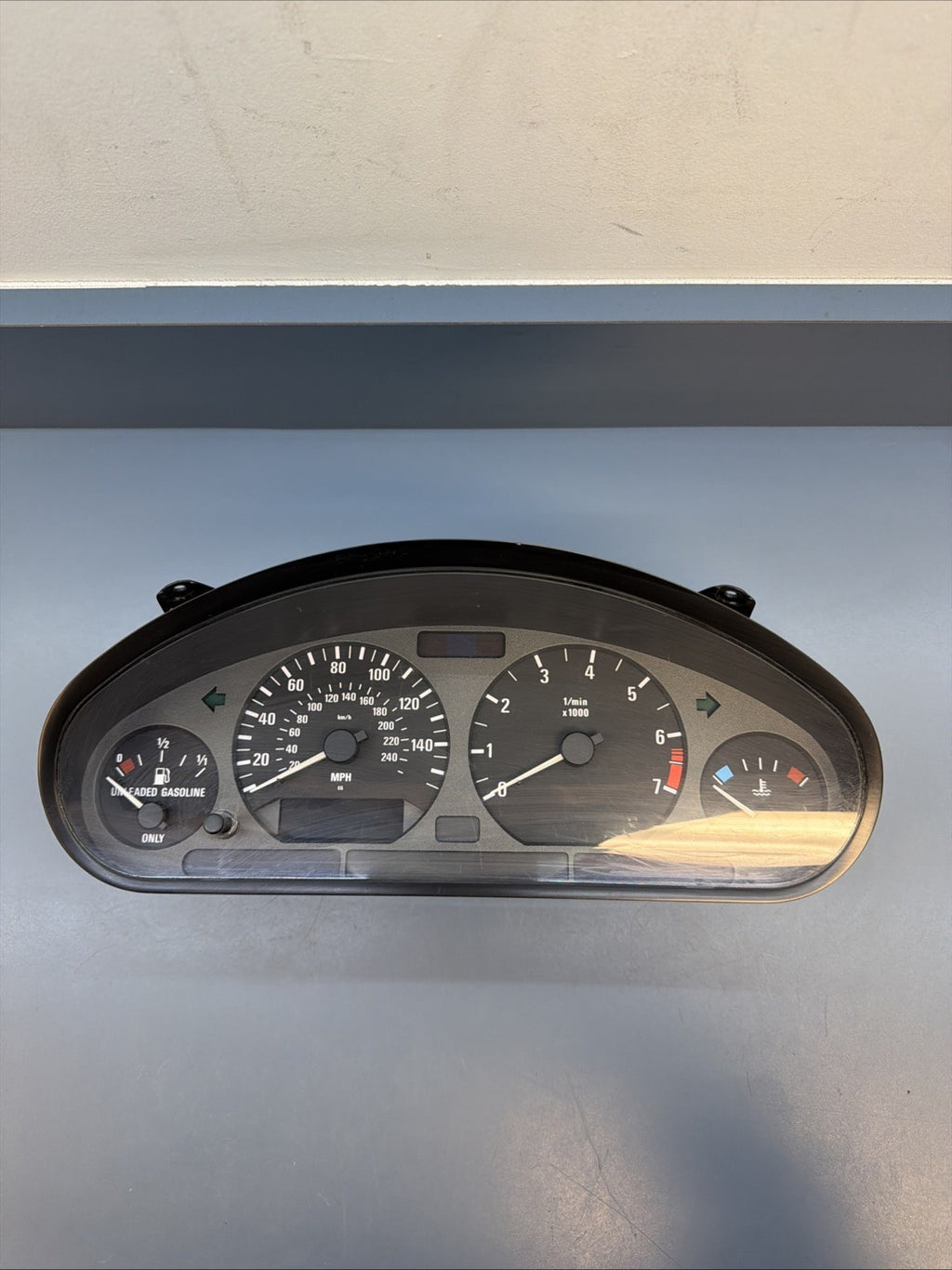 1997 BMW Z3 1.9L M44 Roadster Speedometer Instrument Cluster Automatic 8371582