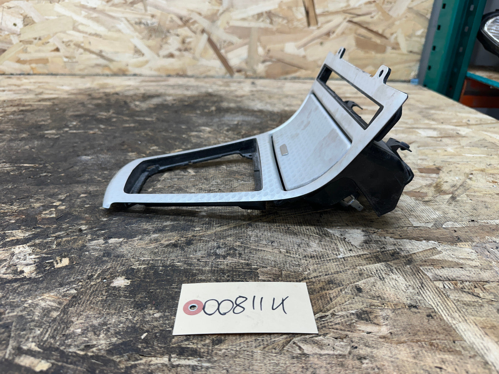 BMW 2003-2010 E83 X3 CENTER CONSOLE SHIFTER BEZEL TRIM SILVER PEARL OEM 3411706