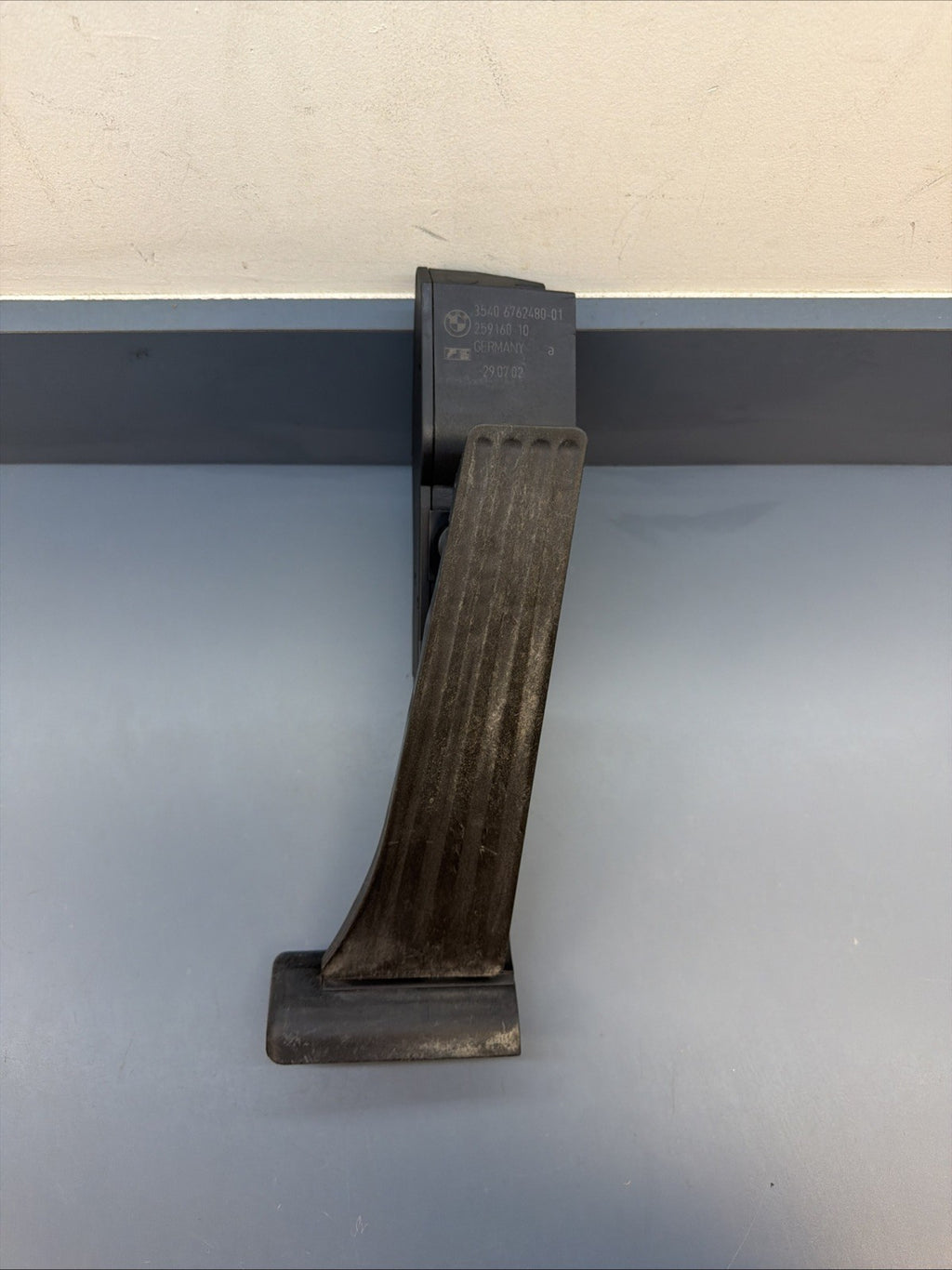 01-06 BMW E38 E46 E39 E53 ELECTRIC ACCELERATOR GAS PEDAL 6762480