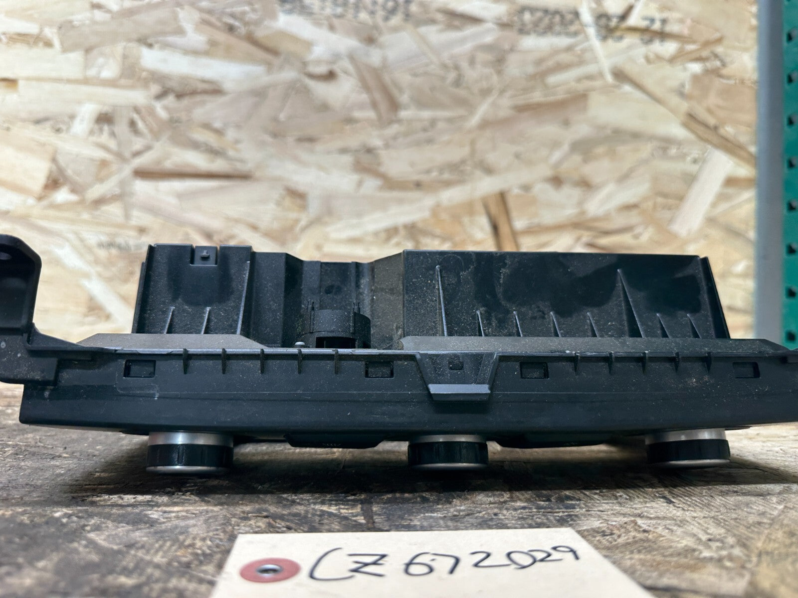 BMW 08-10 E60/E61 CENTER CONSOLE CLIMATE CONTROL PANEL BLACK TRIM OEM 6976361