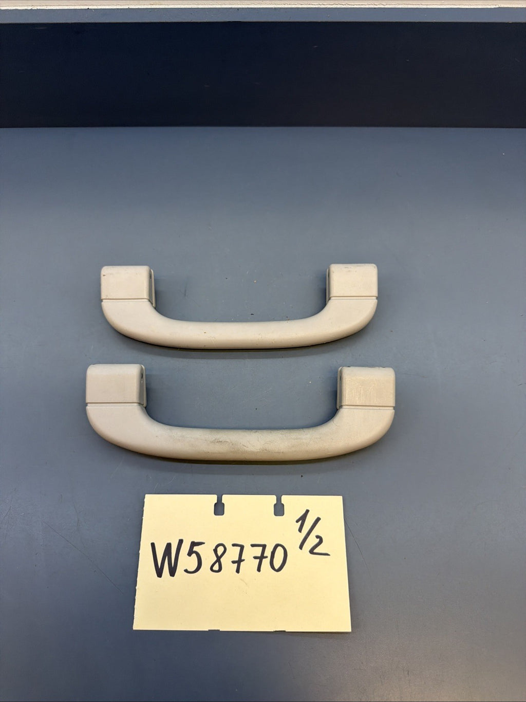 97-03 OEM BMW E39 530i 540i Front Interior Roof Top Grab Handle SET OF 2 GRAY