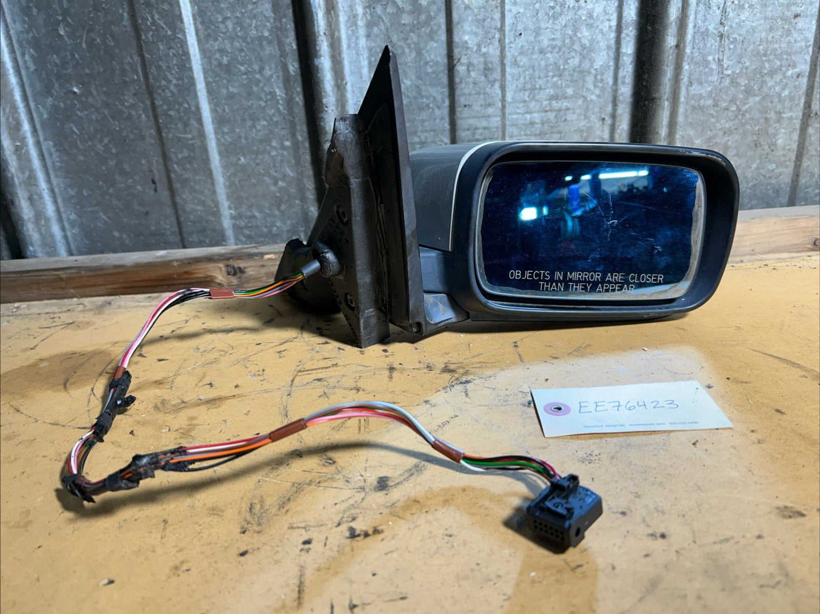 1998-2002 BMW E46 RIGHT PASSANGER SIDE MIRROR OEM BMW 011735