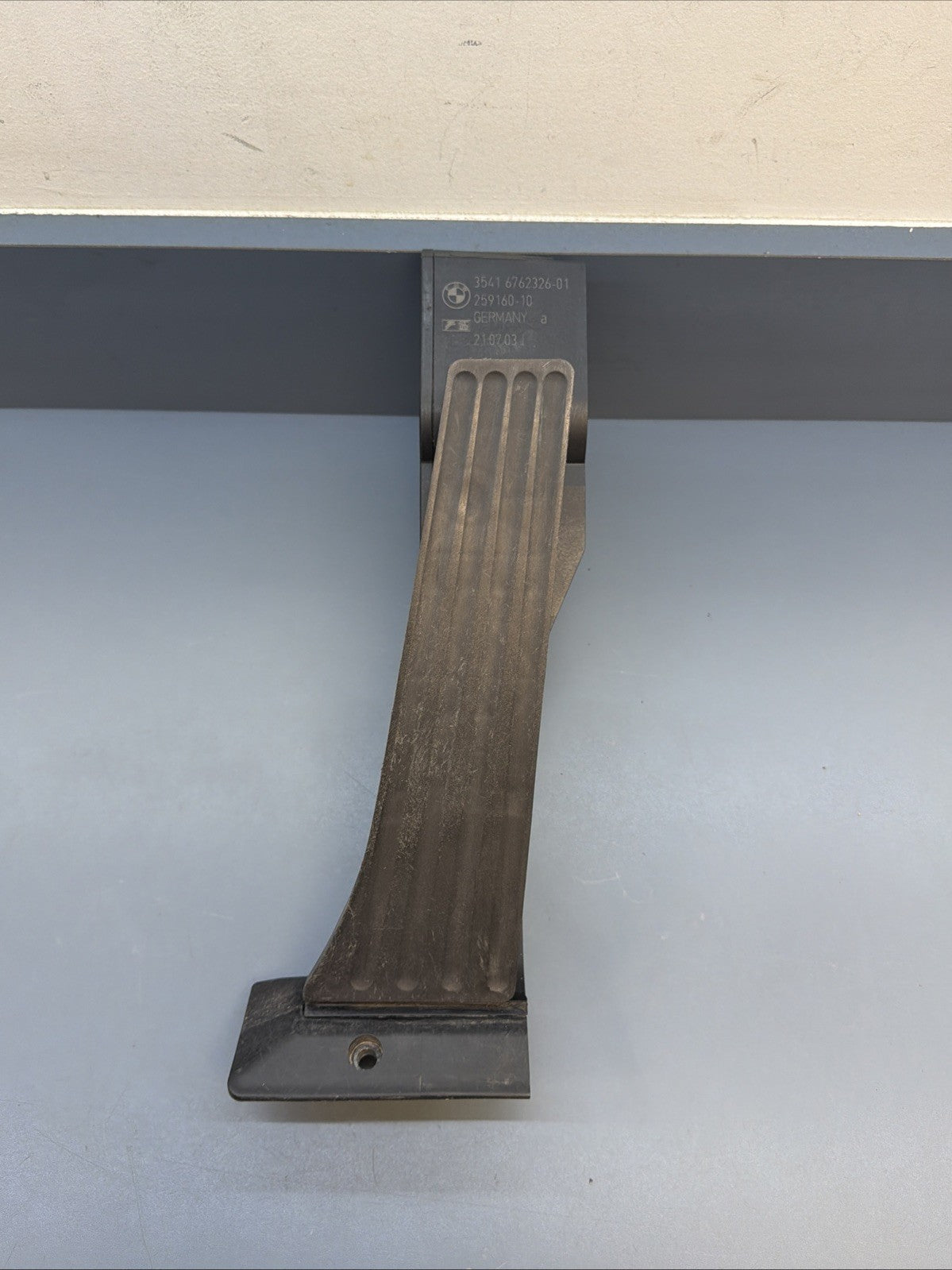 03-05 BMW E85 Z4 M54 A/T GAS ACCELERATION PEDAL 6762326 OEM