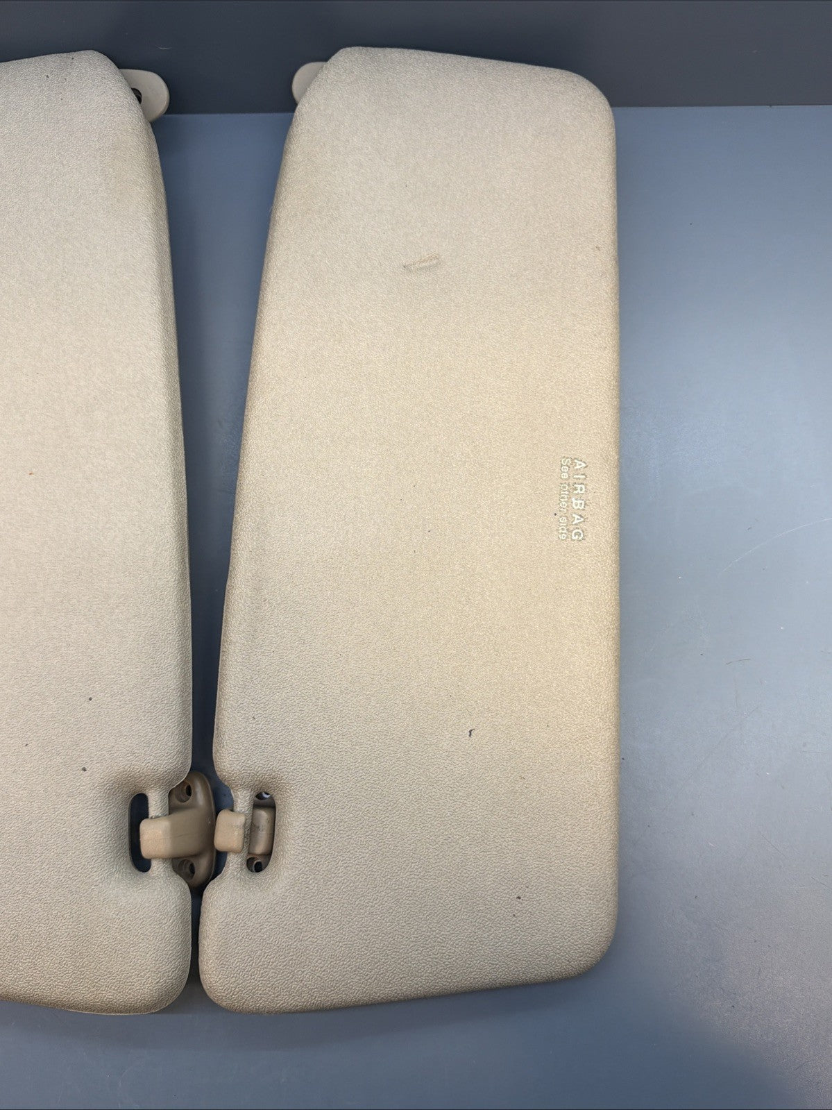 BMW E34 525I M5 530I 535I Sun Visor Pair Grey OEM 8117519
