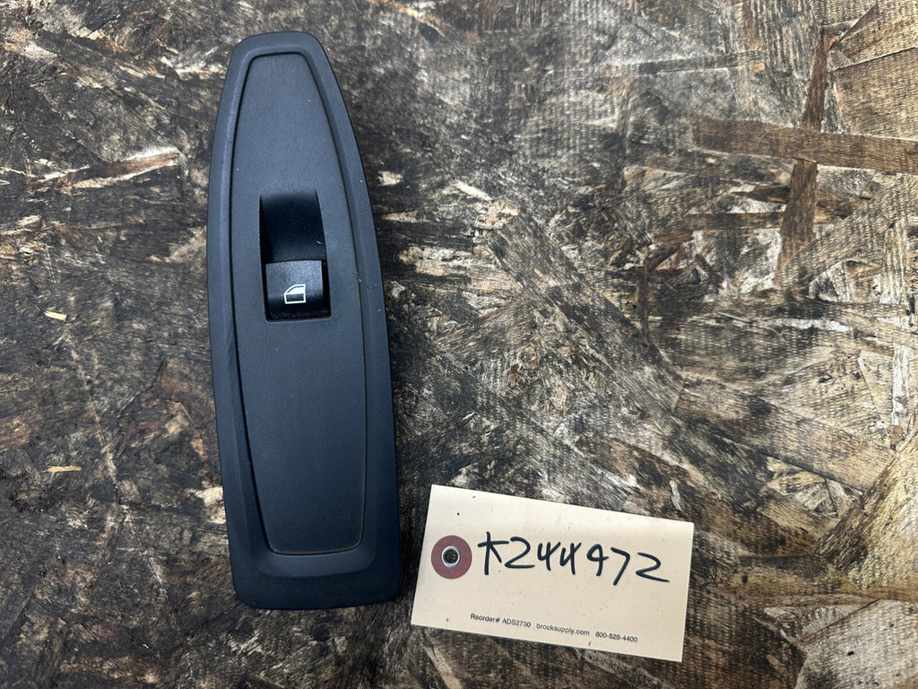 BMW 2012-2019 F32 FRONT RIGHT WINDOW SWITCH CONTROL BUTTON BLACK OEM 14121810