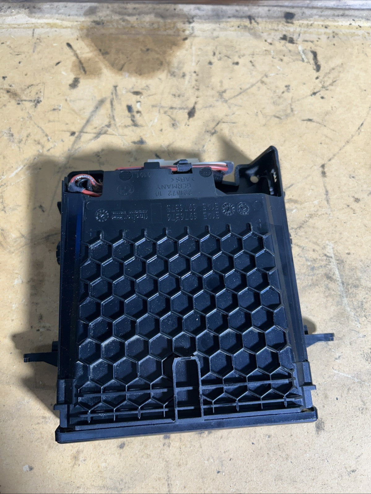 07-10 BMW E60 528i 530i 535i M5 Front Center Console Ash Tray Assy 6976376 OEM