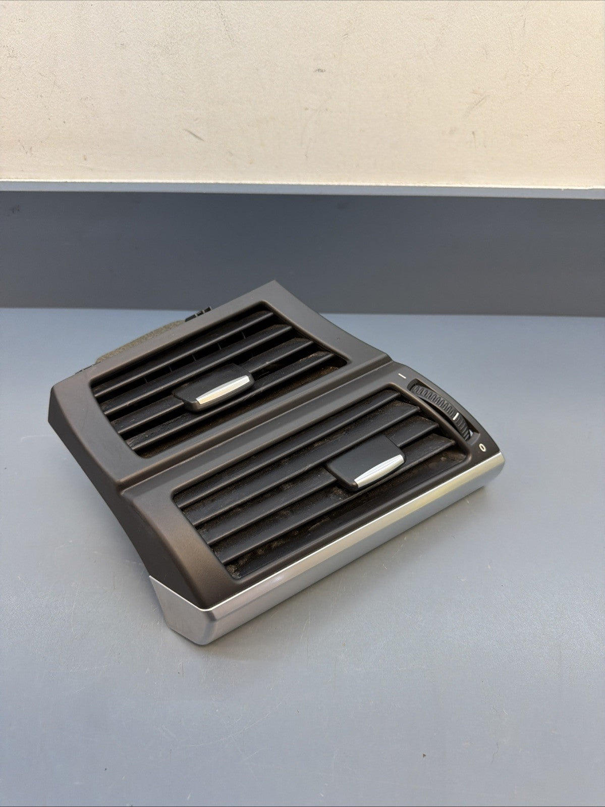 07-13 BMW E70 E71 X5 X6 Dash Air Vent Grille Left Driver Side Unit 7161803 OEM