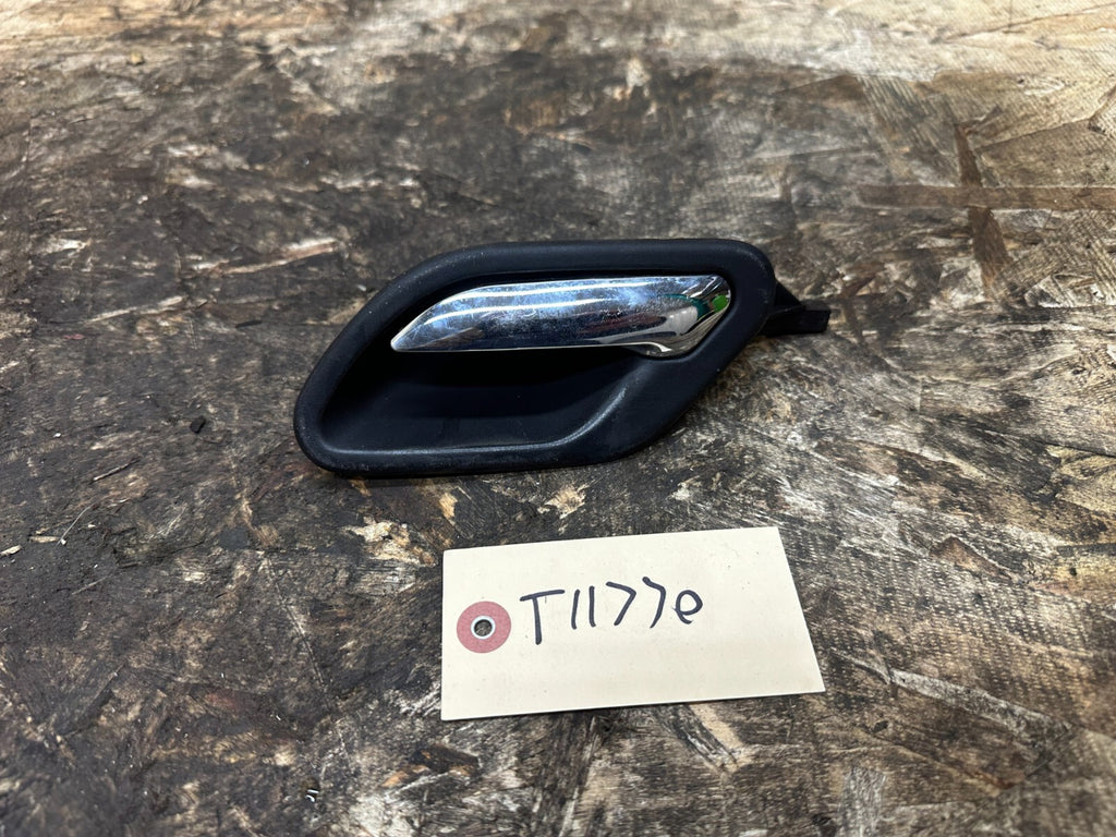 BMW 1995-1999 5/7 SERIES PRE LCI PASSANGER INTERIOR DOOR HANDEL 1PC OEM 8226049