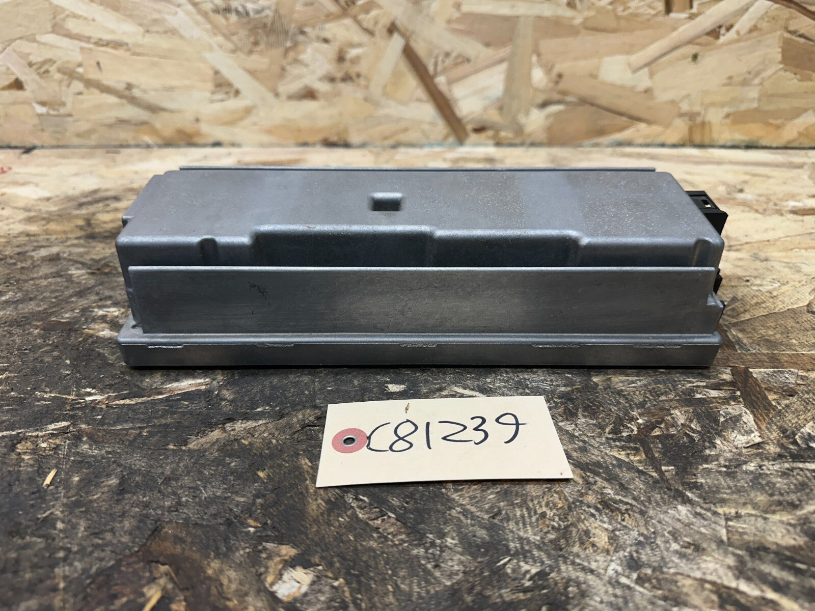 BMW E70 E71 E89 X5 X6 Z4 SERIES TOP HiFi SYSTEM AUDIO AMPLIFIER 9239045