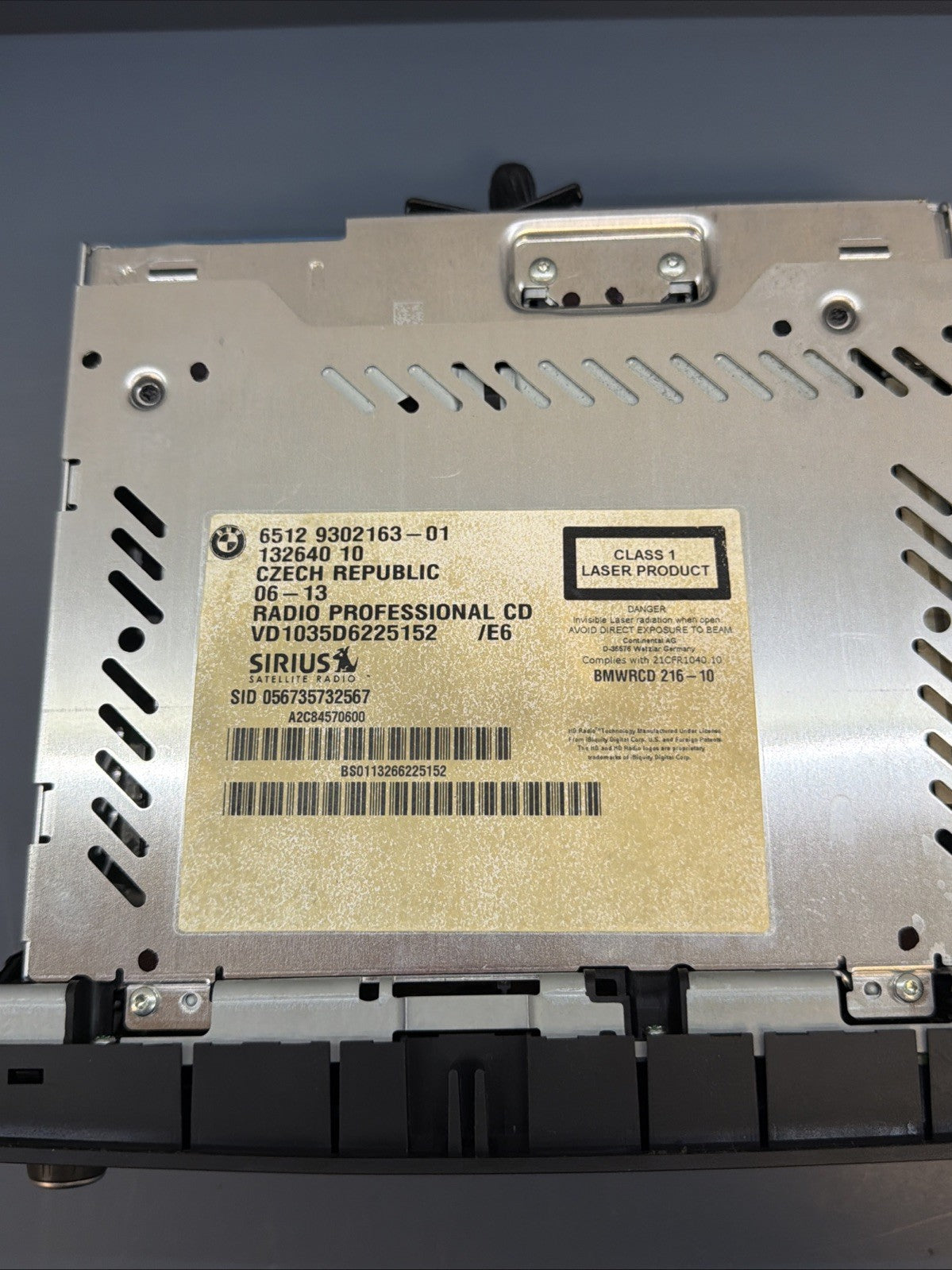 2012-2015 BMW X1 E84 AM FM CD RADIO MEDIA PLAYER RECEIVER CONTROL UNIT 9302163