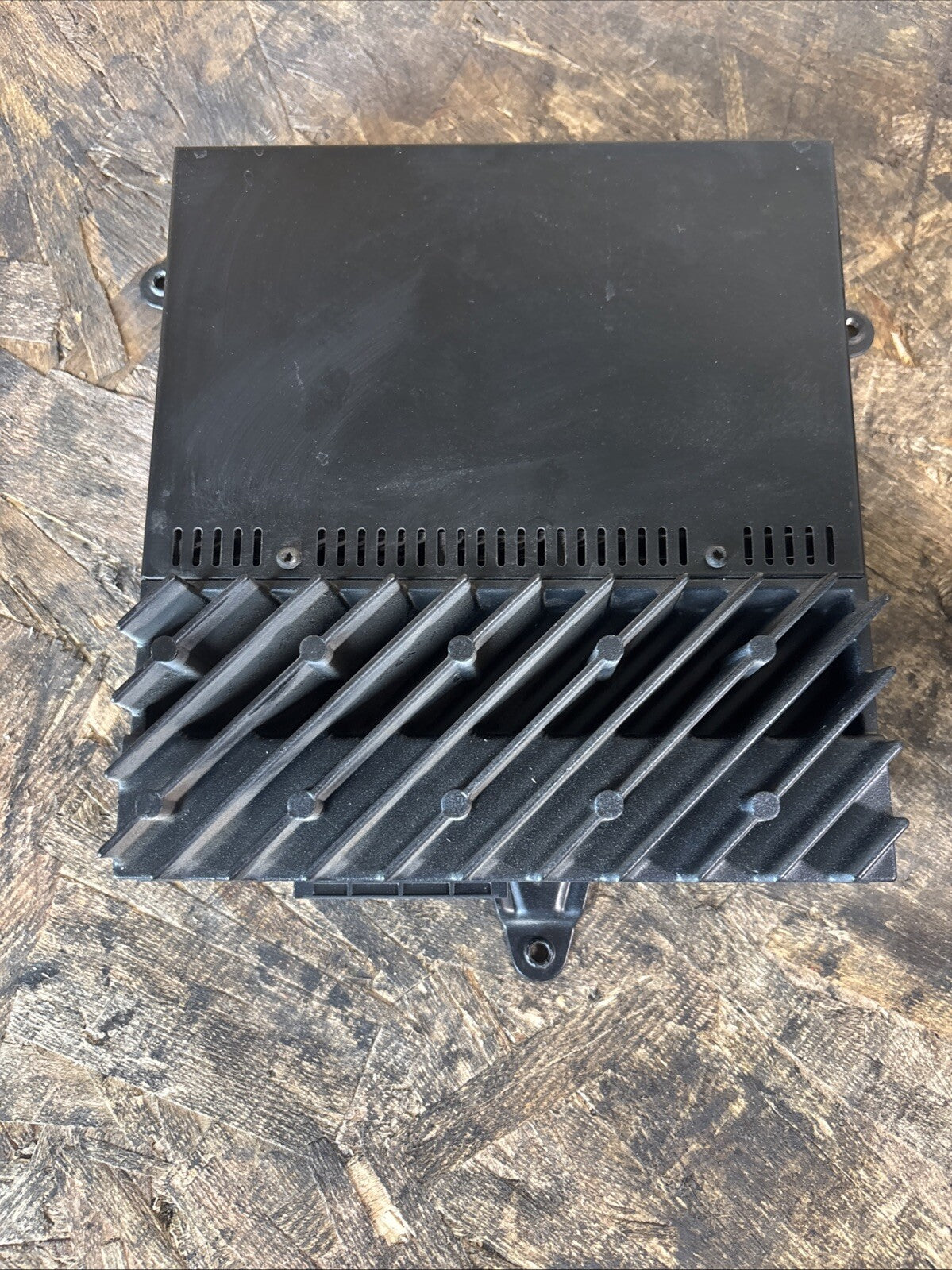 BMW E46 328i 1999 RADIO Hi Fi AMP AMPLIFIER 8370774