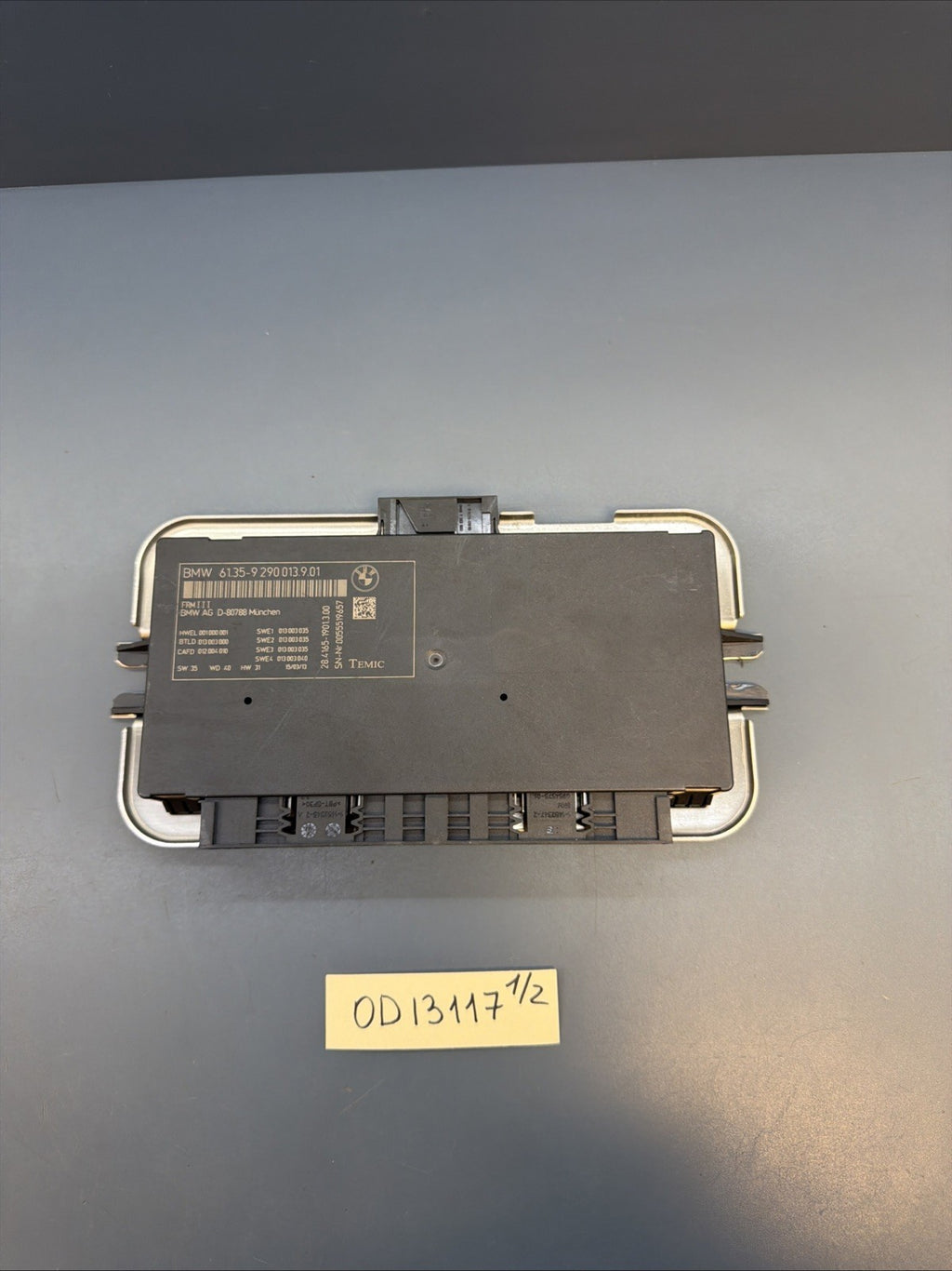 2011- 2017 BMW X3 F25 FOOTWELL LIGHT CONTROL MODULE UNIT FRM3 OEM 9290013 OEM