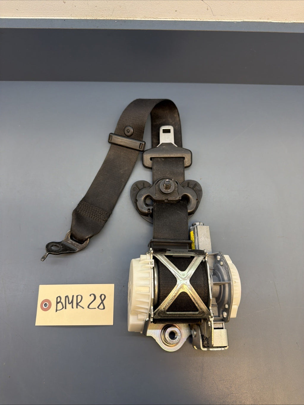 12-18 BMW F30 320i 328i 335i Front Right Passenger Side Seatbelt 34107541 OEM