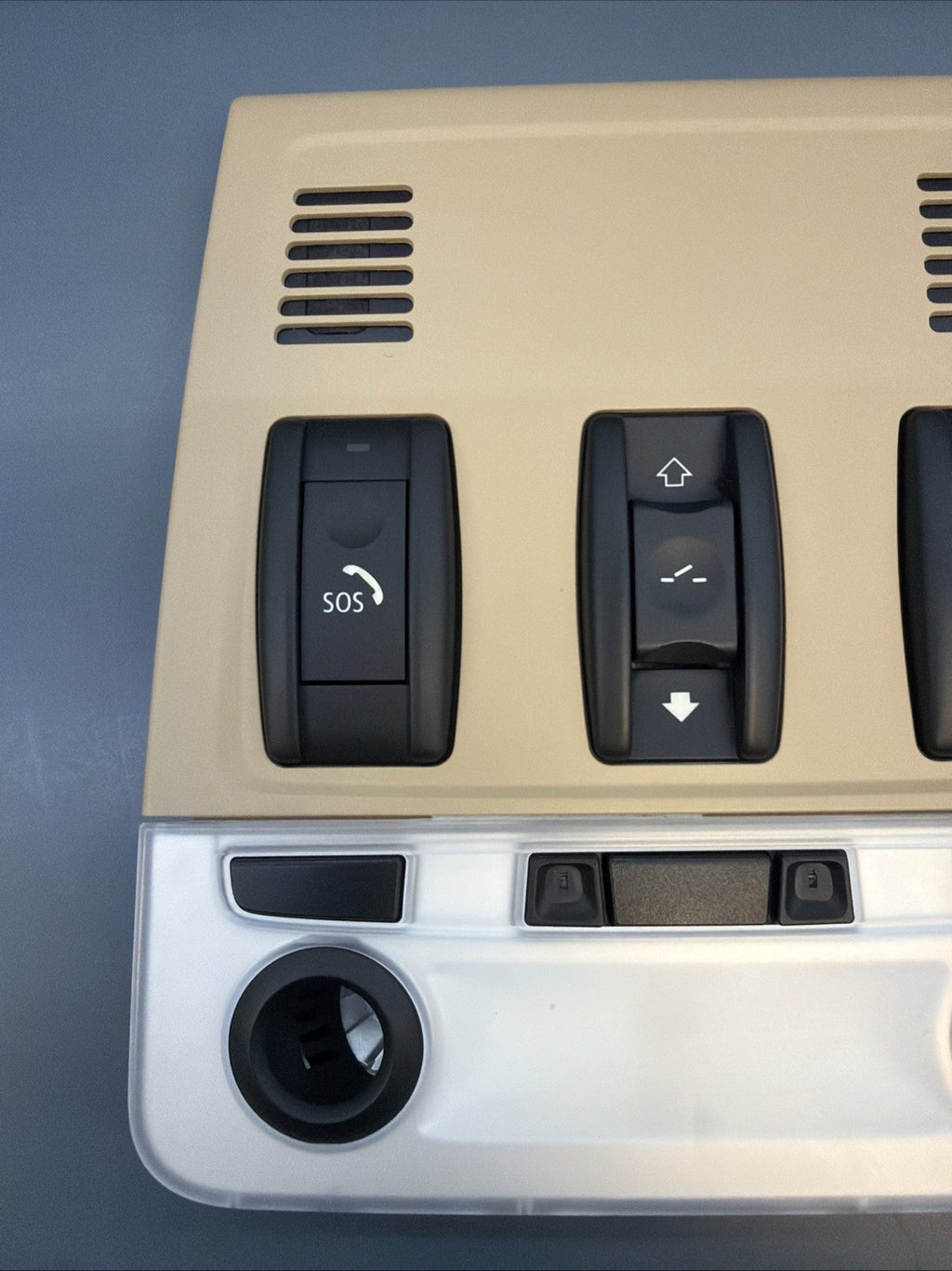 2006-11 BMW 328i 335i Overhead Roof Console Light Sunroof SOS Switch OEM 6938762