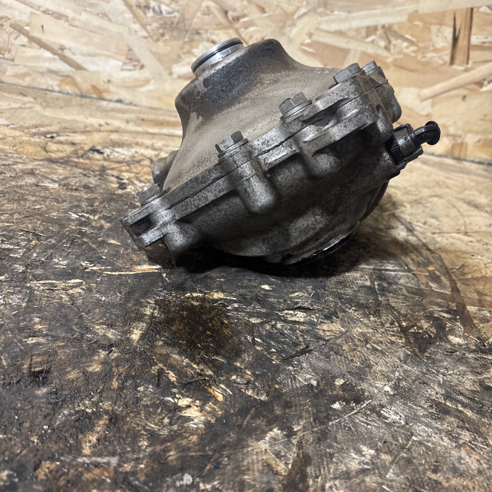 Front X3 F25 Differential Carrier Final 3.38 Drive AWD Diff OEM BMW 8618377