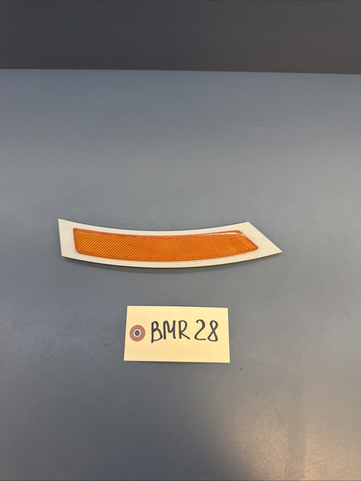 07-13 BMW E92 E93 328 335 Front Bumper Left Driver Side Marker Reflector 7162313