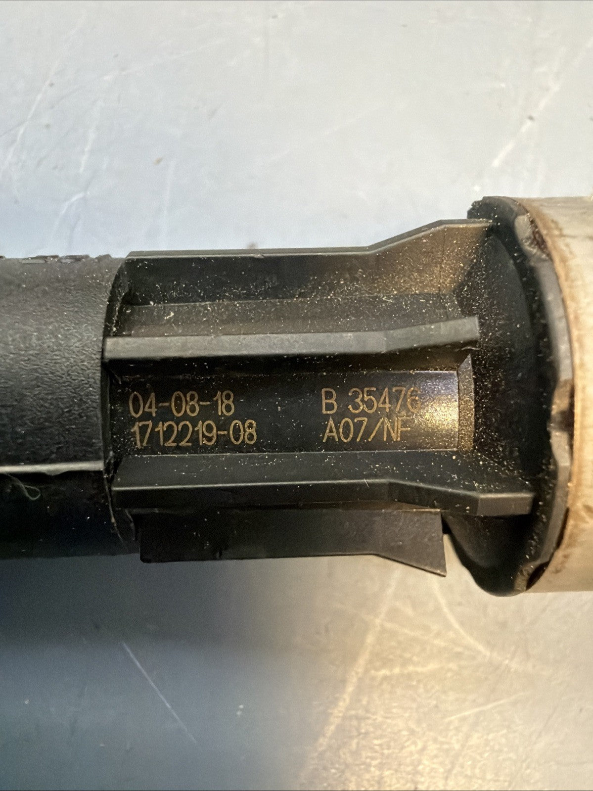 1998 BMW E39 540I Roadster Engine Motor Ignition Coil Plug 1712219 OEM