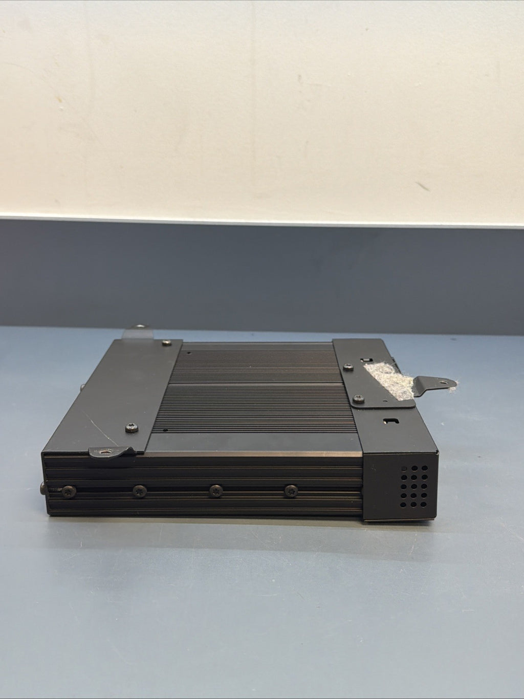 2000 01 02 03 04 2005 BMW 330i RADIO AUDIO AMPLIFIER HARMAN KARDON OEM 6920996