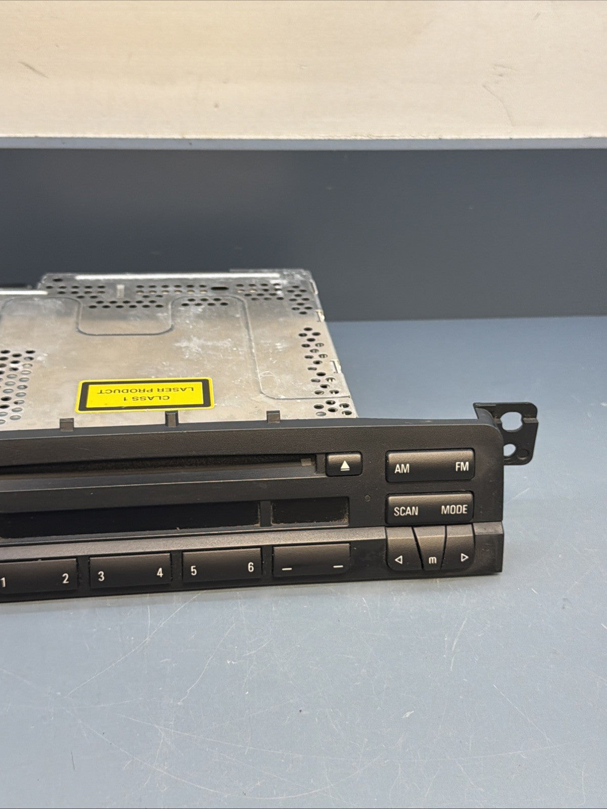 99-06 BMW E46 PROFESSIONAL BUSINESS CD AM FM TUNER PLAYER UNIT OEM 6943429