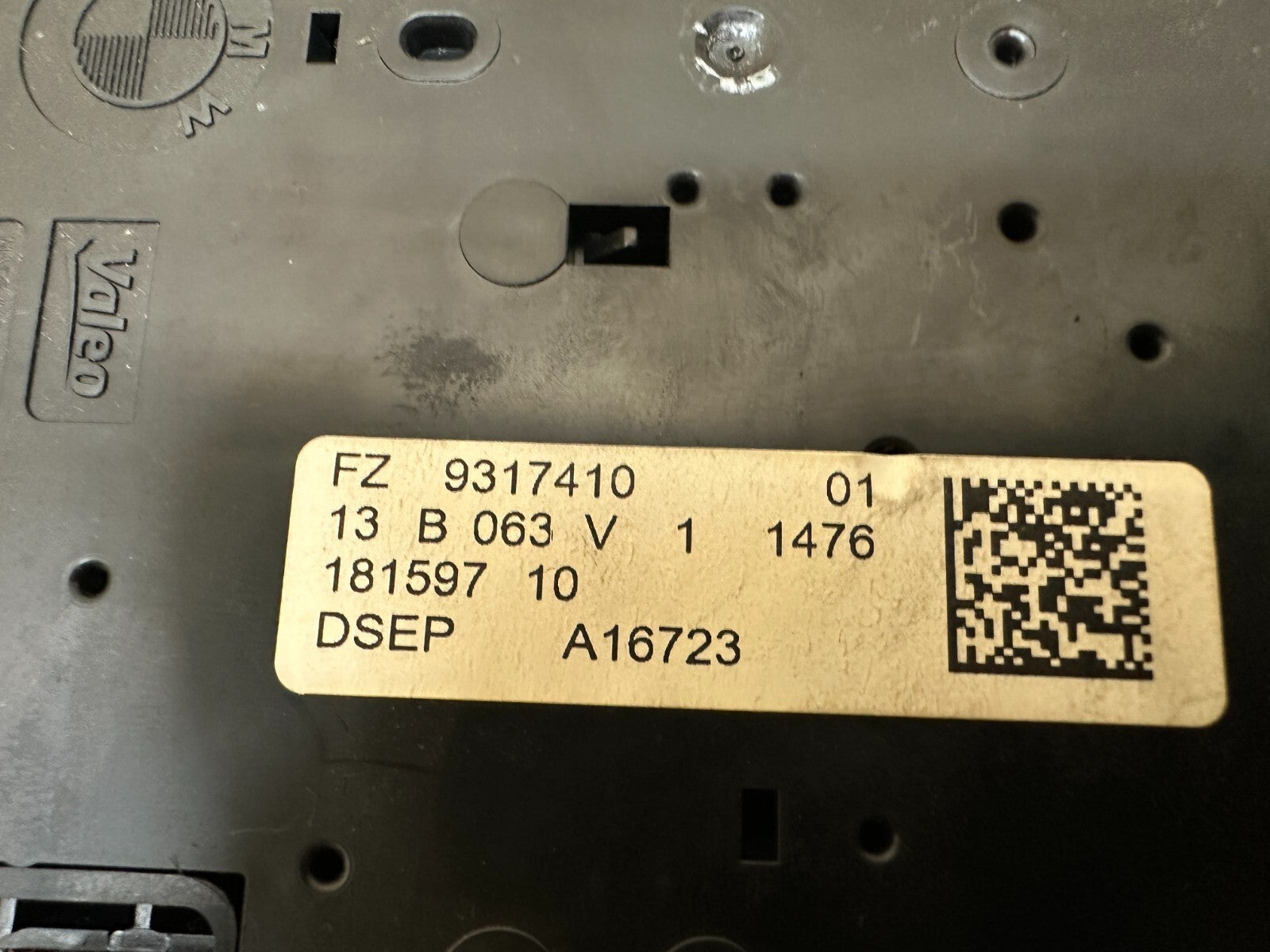 BMW 2012-2019 F30 3 SERIES FRONT ROOF DOME LIGHT SUNROOF SWITCH OEM 9317410