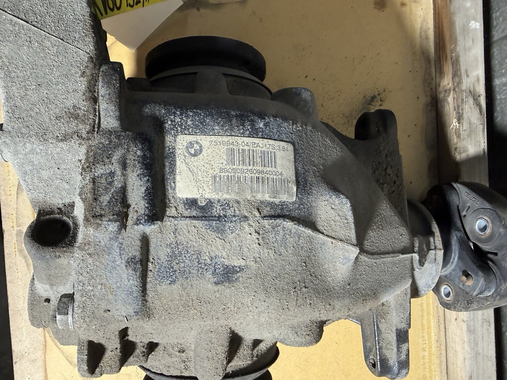 BMW E90 330 REAR DIFFERENTIAL 3 SERIES 3.64 FINAL DRIVE 7519943